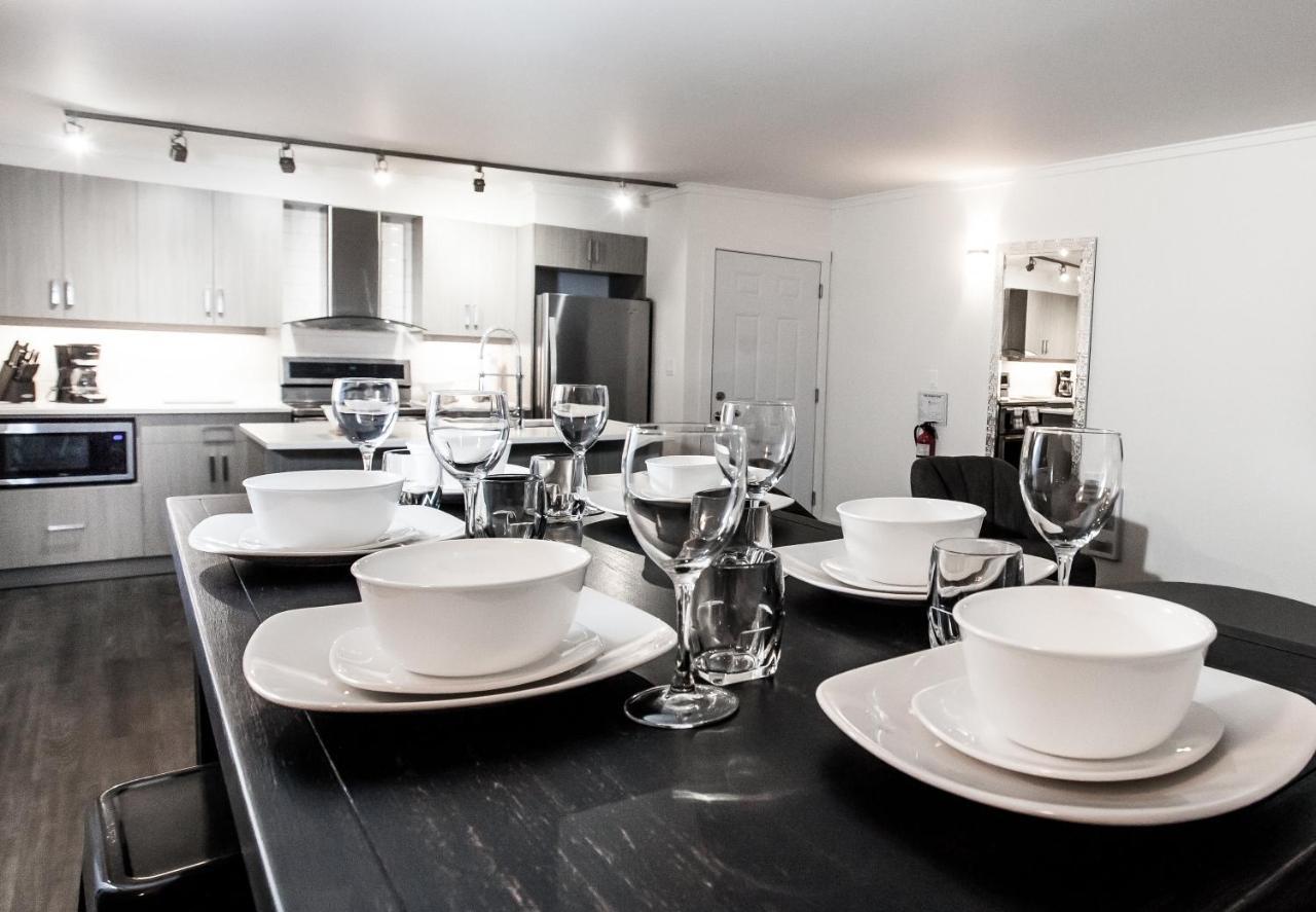 Novlan Suite By Revelstoke Vacations ภายนอก รูปภาพ