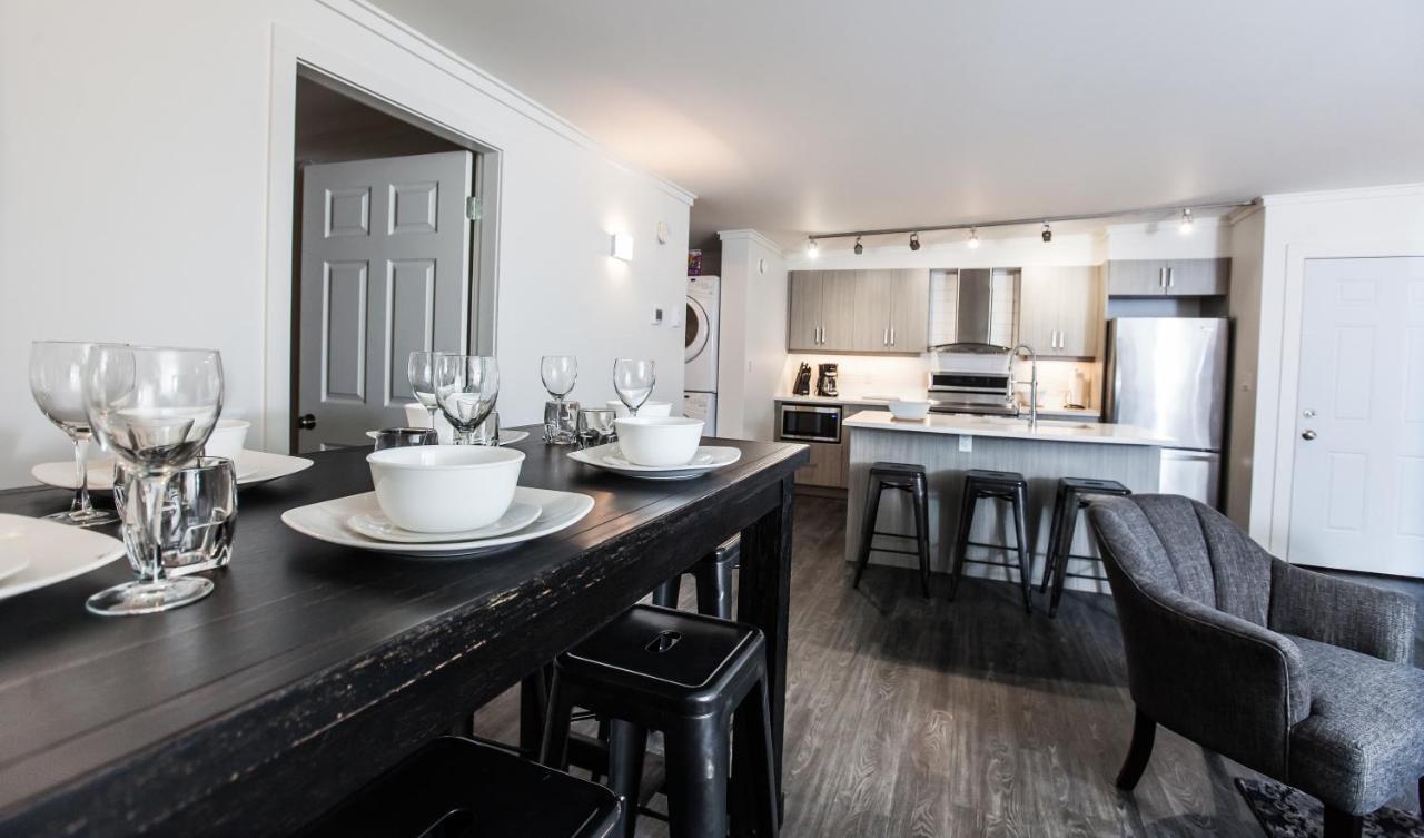 Novlan Suite By Revelstoke Vacations ภายนอก รูปภาพ