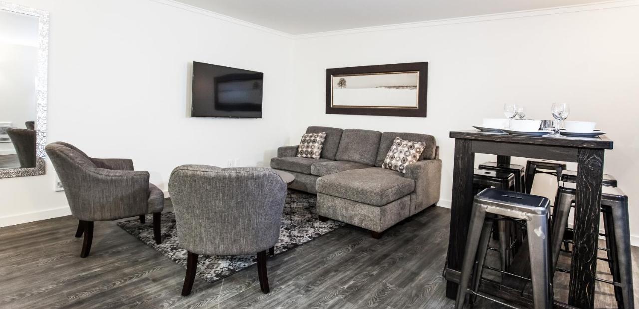 Novlan Suite By Revelstoke Vacations ภายนอก รูปภาพ