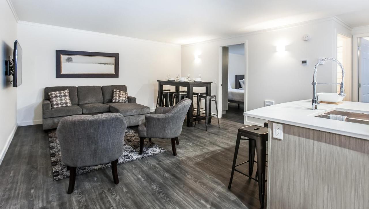 Novlan Suite By Revelstoke Vacations ภายนอก รูปภาพ