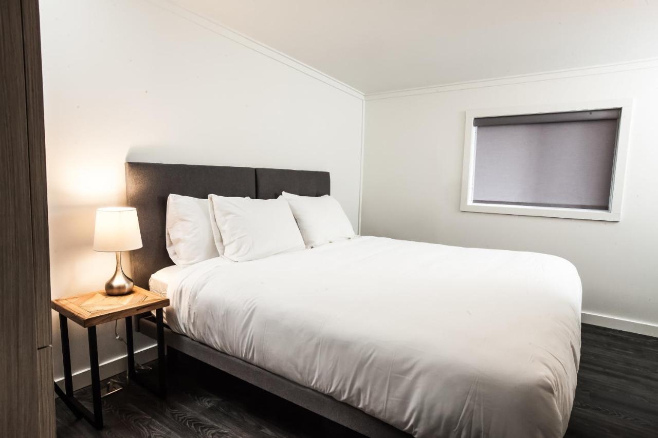 Novlan Suite By Revelstoke Vacations ภายนอก รูปภาพ